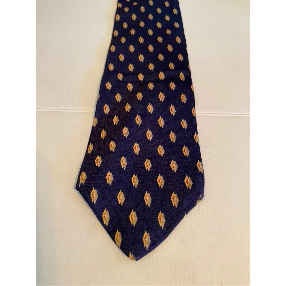 Umberto Bossi Roma Milano Mens Silk Tie Navy Blue Gold Geometric Diamond Pattern